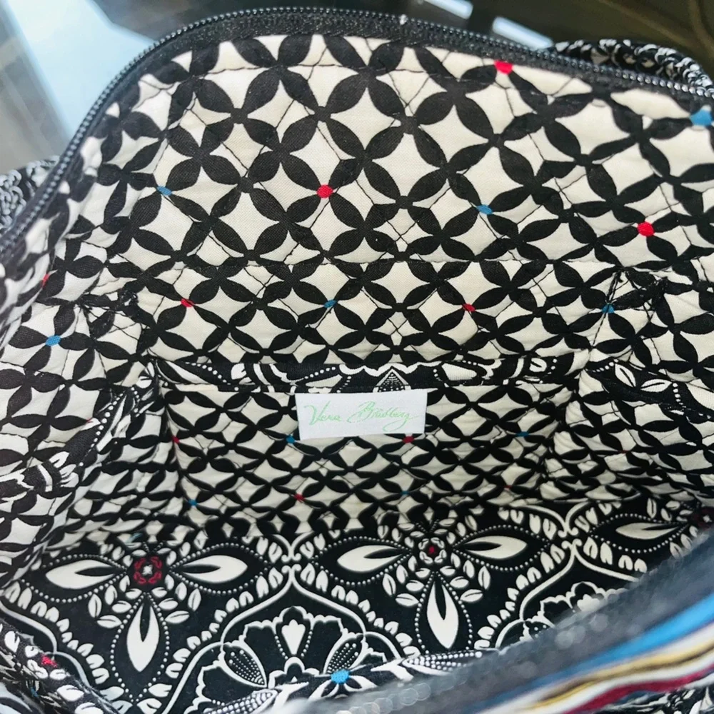 🌹🌻Vera Bradley🌻🌹- Retired Pattern-Barcelona- Small Purse/Bag - Picture 12 of 14